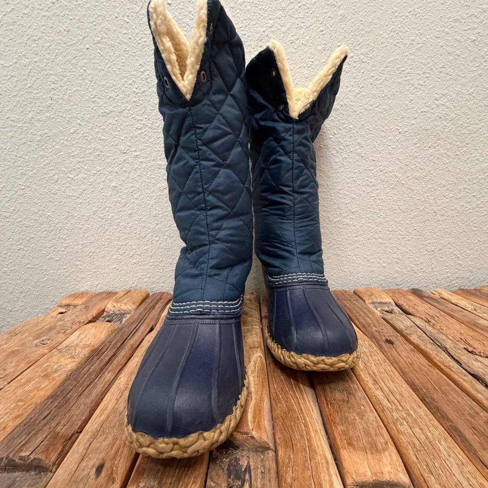 LL Bean Quilted Insulated Duck Boots Navy Blue Shearling Lined Women's Size 8